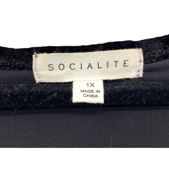 Socialite Velvet Dress Black Nordstrom Small Polyester & Spandex Short Sleeve 1X - Picture 3 of 5